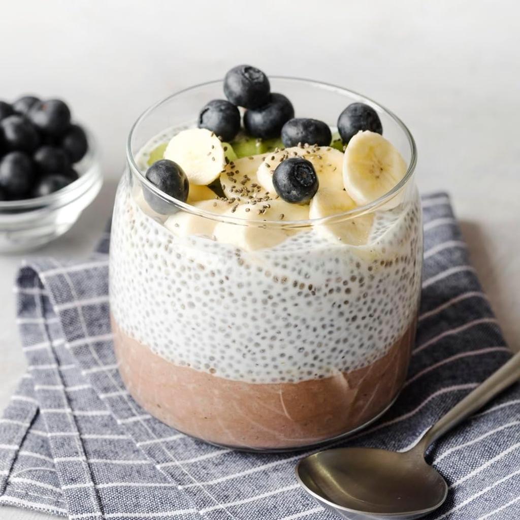 Nature's Balance Chia Seeds 1kg | Raw Black Chia Seeds | Source of Omega 3 & Fibre