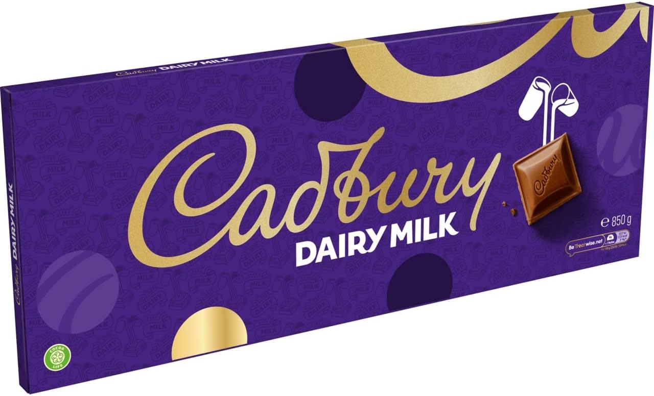 Cadbury Dairy Milk Chocolate Gift Bar, The Classic Creamy Taste, Perfect for Sharing, Extra-Large, 850 g (Pack of 1)