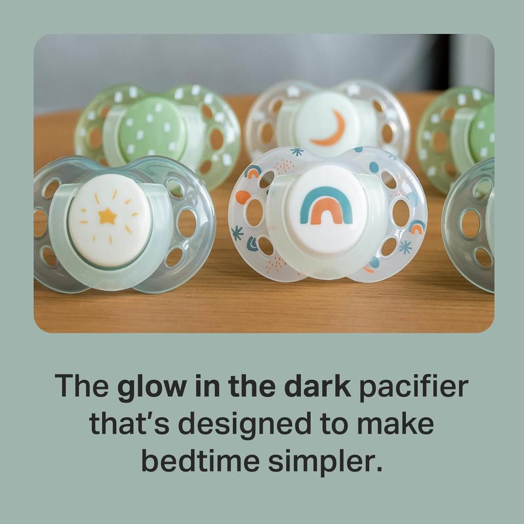 Tommee Tippee Nighttime Dummies, 18-36 months, 6 pack of glow in the dark Dummiess with symmetrical silicone baglet