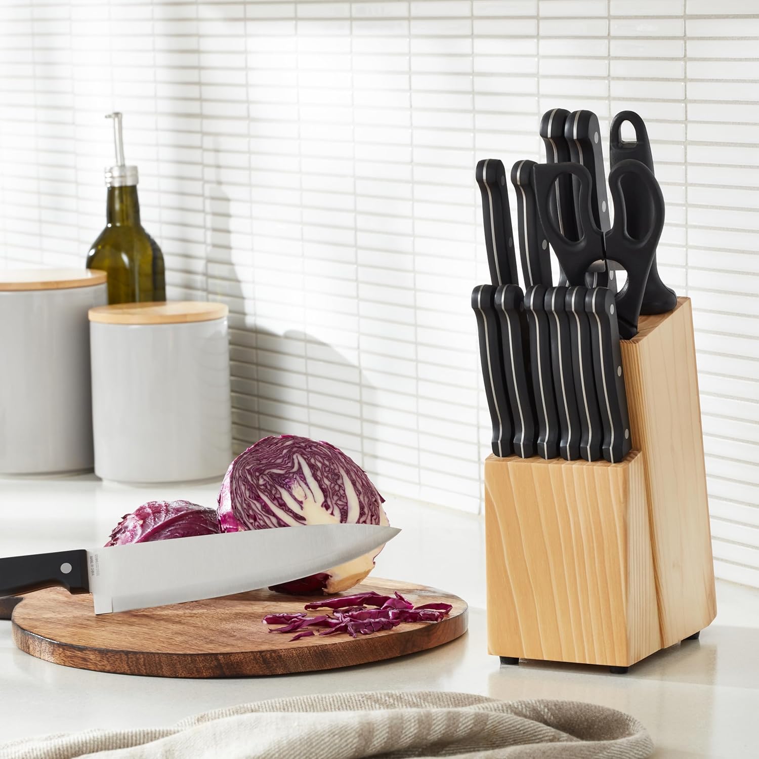 Amazon Basics 14-Piece Knife Set with Block, Black
