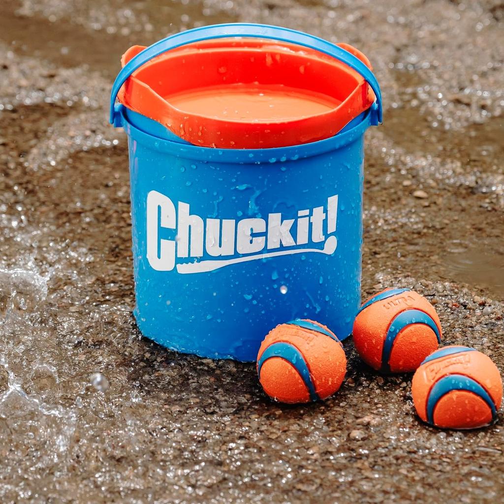 ChuckIt! Ultra Ball Dog Toy Chuckit Bucket Durable Rubber Dog Ball and Bucket High Bounce Floating Chuck It Launcher Compatible Toy Balls For Dogs with Carrier, 8 Pack, Medium
