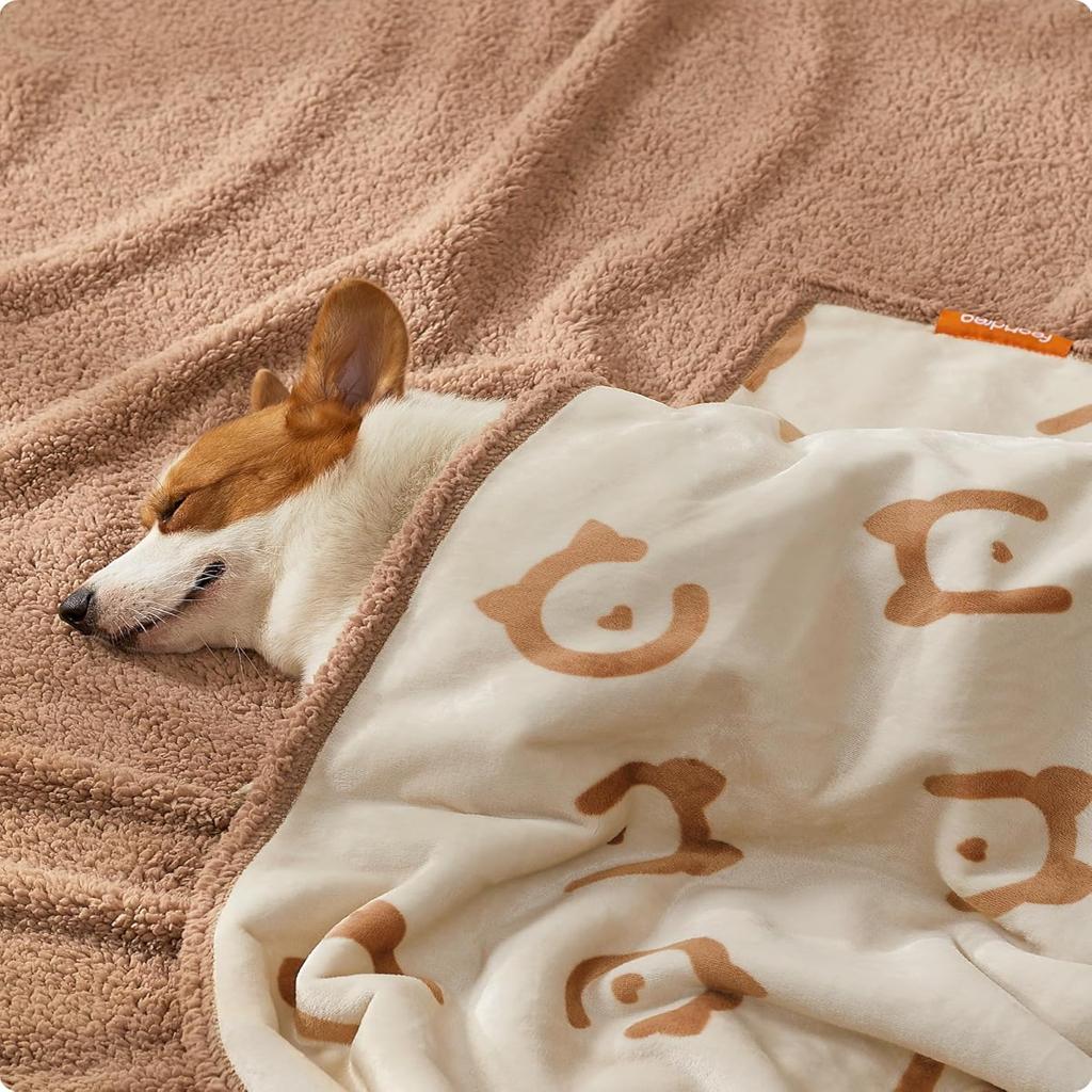 Feandrea Waterproof Dog Blanket, Sherpa Fleece Pet Blanket for Small and Medium Dogs, Cats, 127 x 101 cm, L, Machine Washable, Reversible Dog Couch Cover Protector, Beige PPB050K01