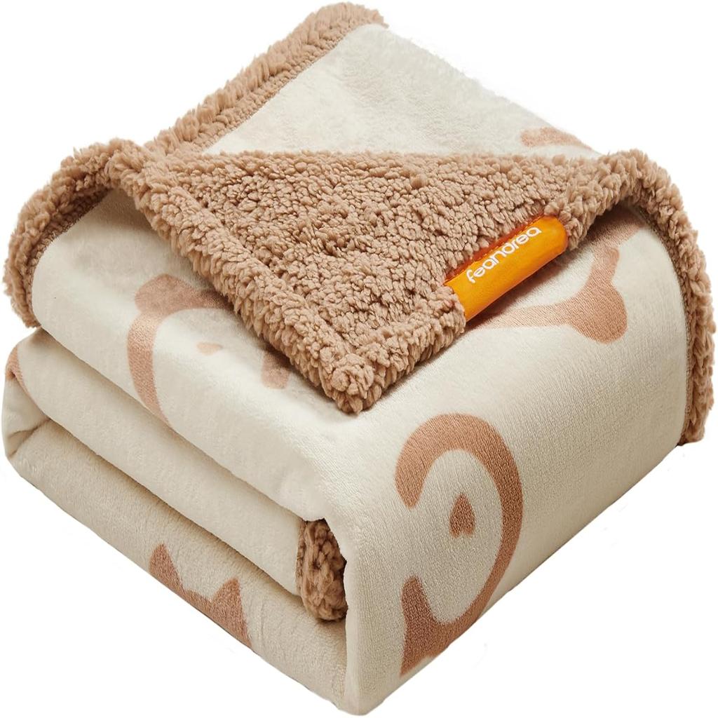 Feandrea Waterproof Dog Blanket, Sherpa Fleece Pet Blanket for Small and Medium Dogs, Cats, 127 x 101 cm, L, Machine Washable, Reversible Dog Couch Cover Protector, Beige PPB050K01